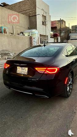 كرايسلر 200